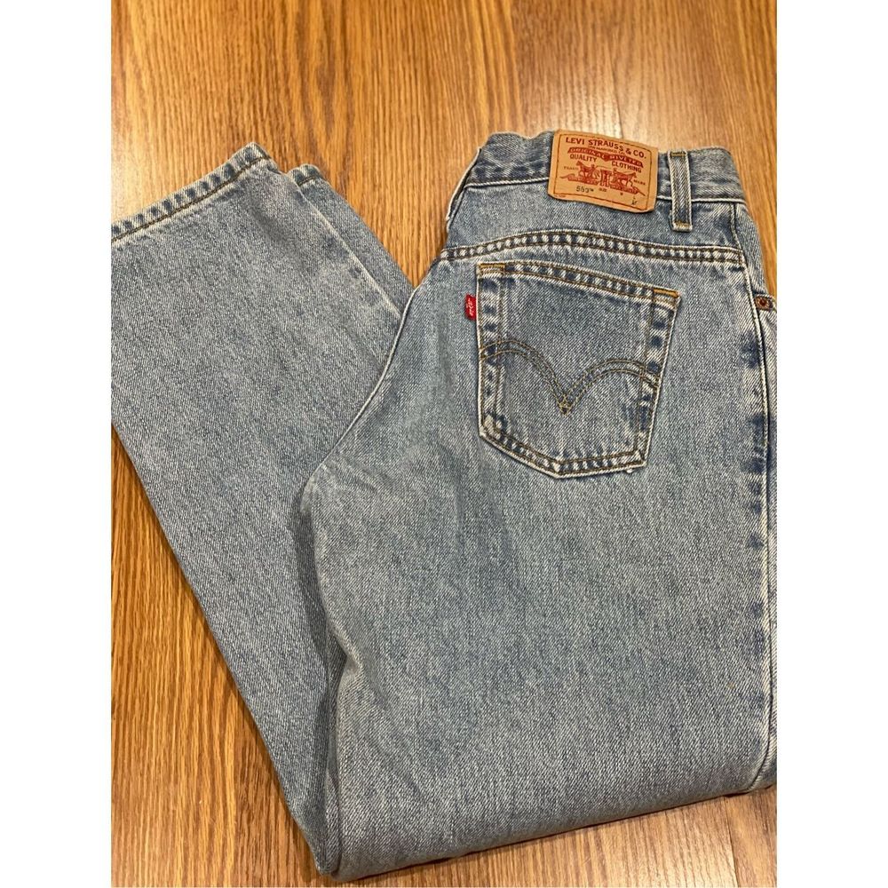 Levi’s vintage 550 size 6
